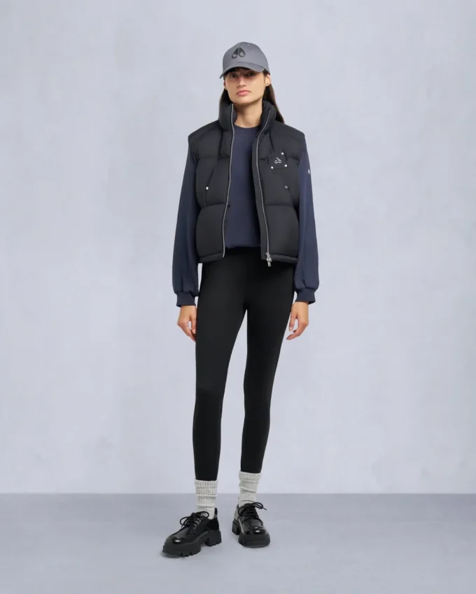 Akai Puffer Vest