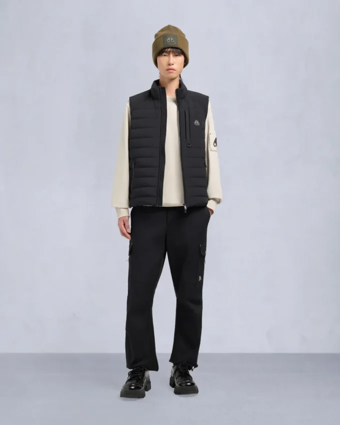 Atrium Vest