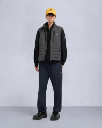 Atrium Vest