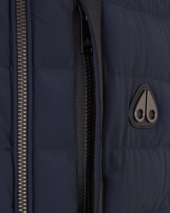 Atrium Vest