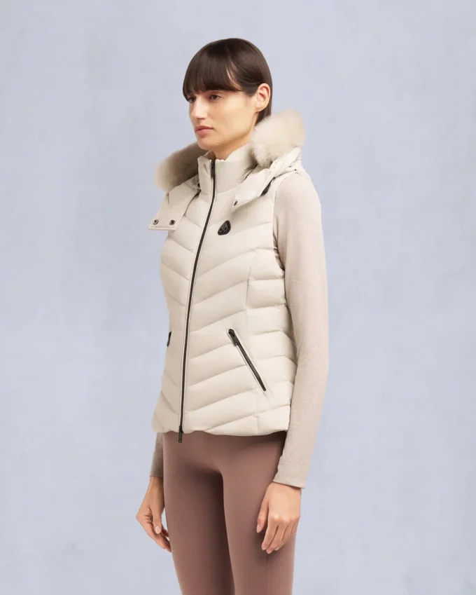 Elora Vest