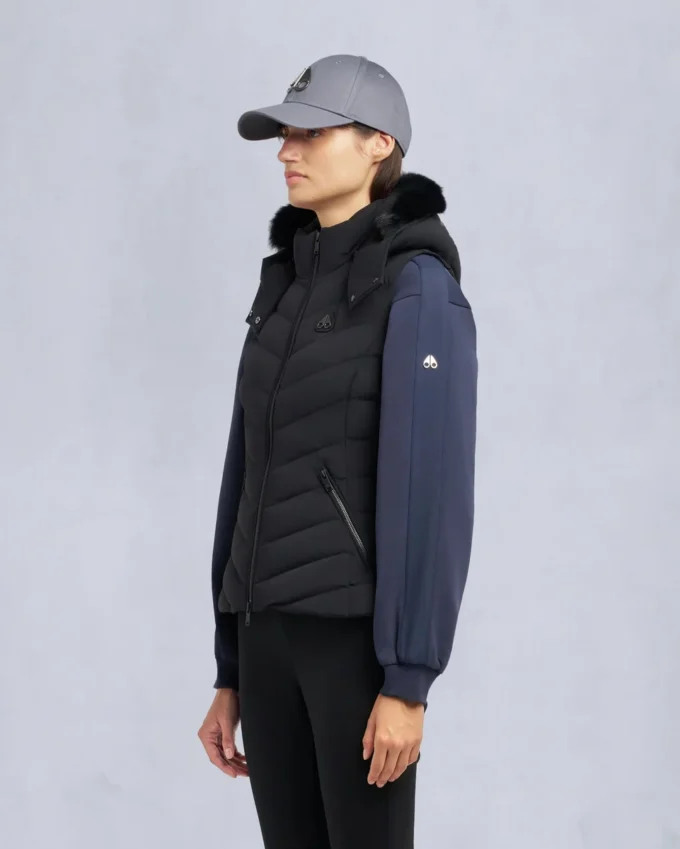 Elora Vest