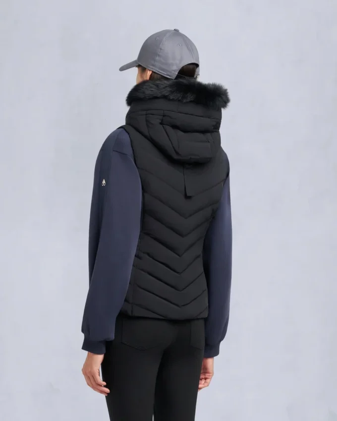 Elora Vest