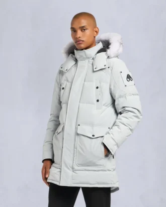 onyx shearling trim big ridge parka 2 3 330x412 - Onyx Shearling Trim Big Ridge Parka